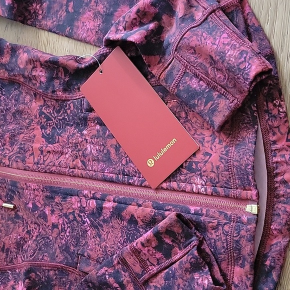 Lululemon Define jacket,NWT, size 0 - Picture 2 of 4